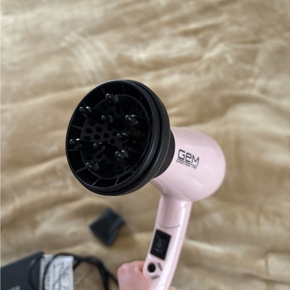 NWOT Folding Travel Hair Dryer - Picture 8 of 9